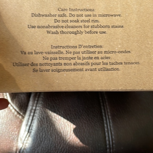 Golden Rabbit - Picture 3 of 3